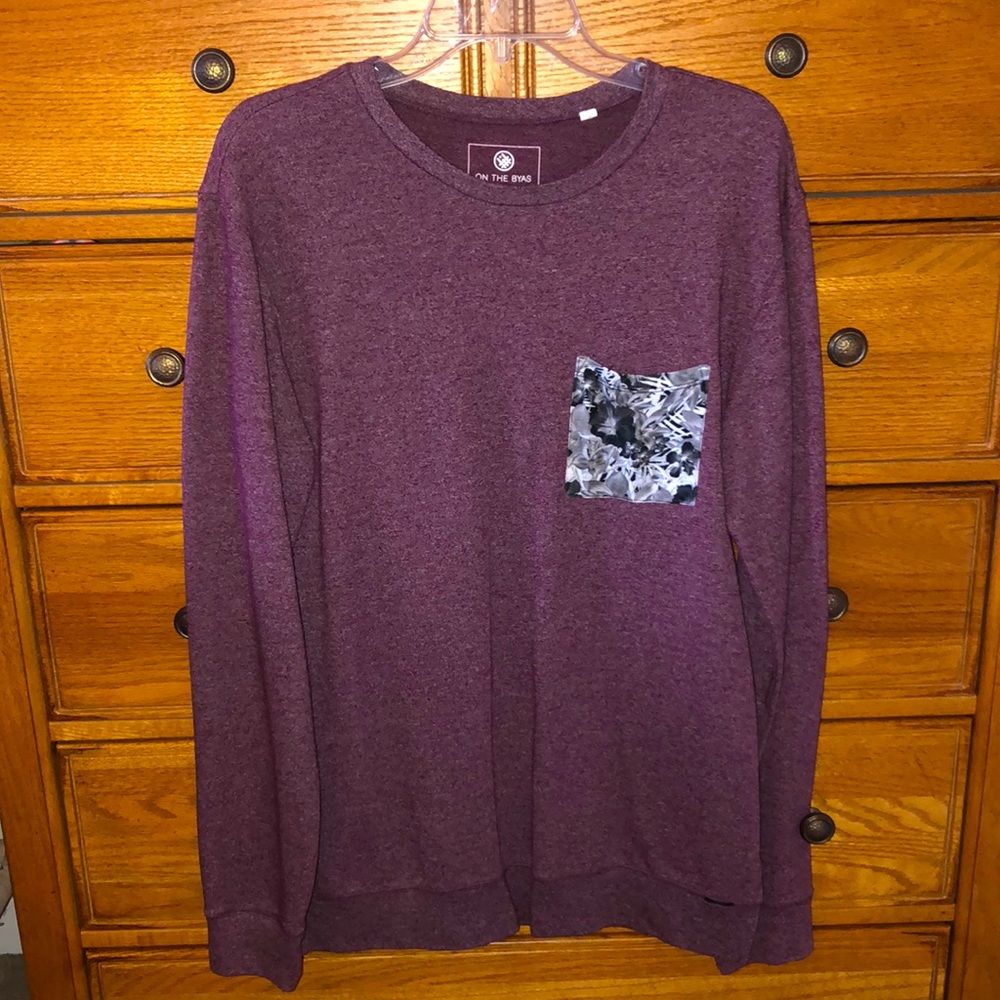 Men’s long sleeve patterned pocket tee